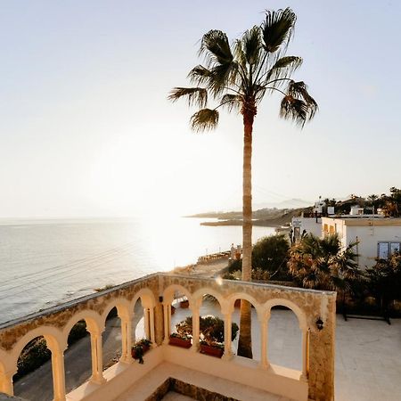 Villa Luxuriant Houses Kyrenia Kyrenia  Exterior foto